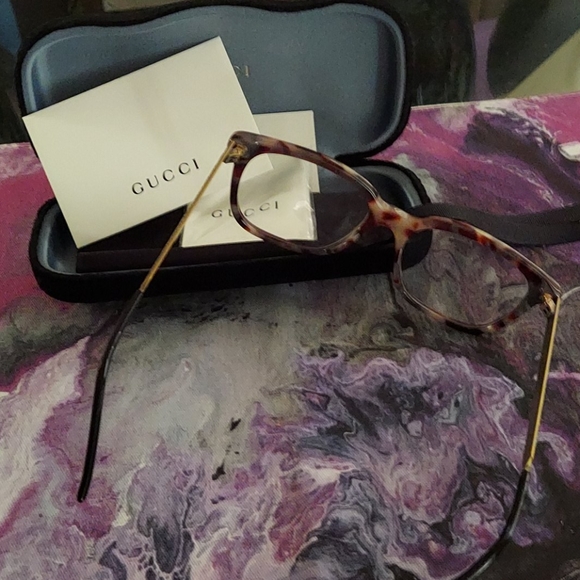 Gucci Glasses - Picture 12 of 12
